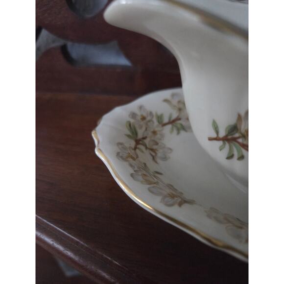 Syracuse China Orchard Gravy Boat w/ Attached Underplate 1940s–50s Vintage - Picture 4 of 7
